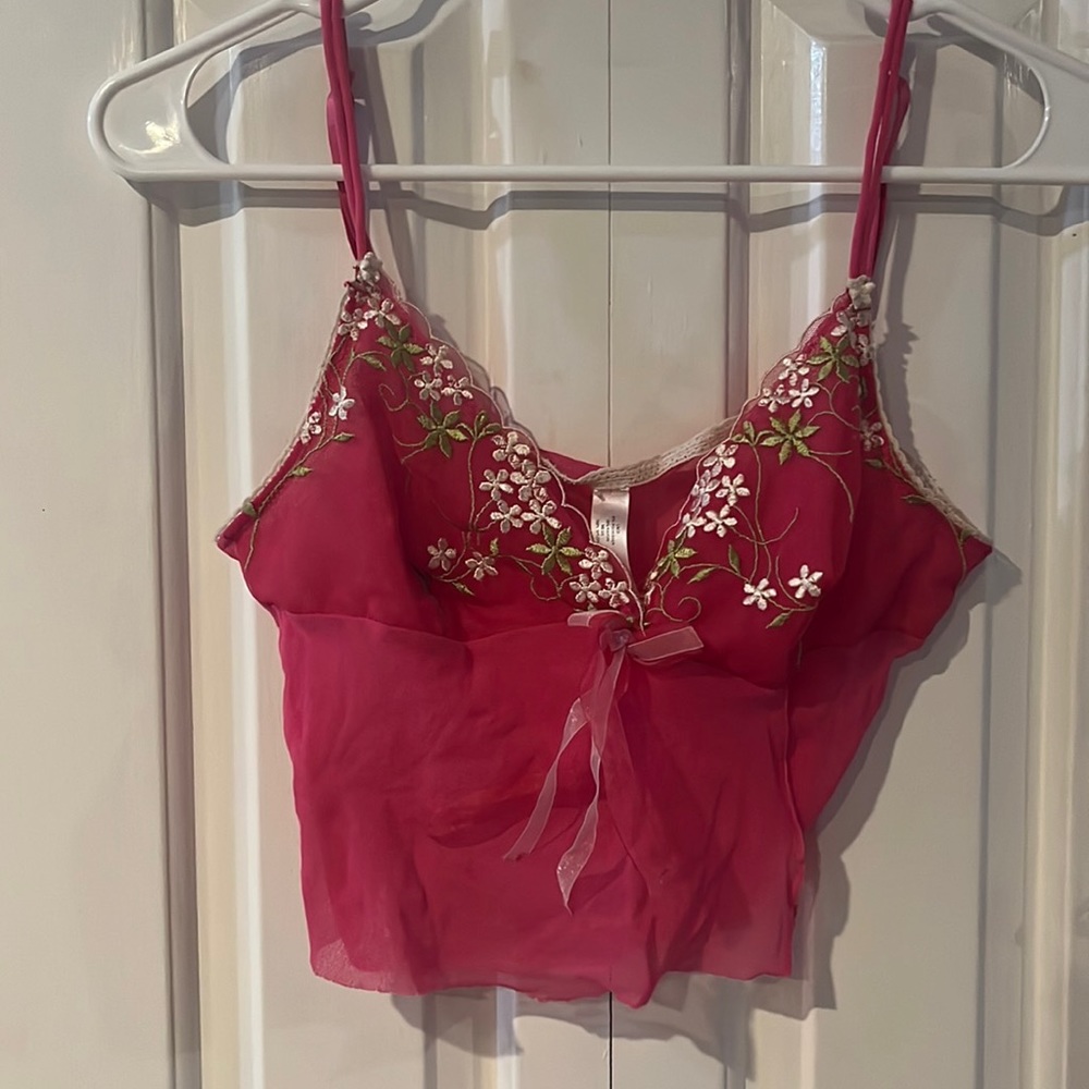Vintage vs cropped mesh top